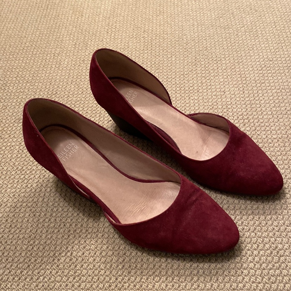 Eileen Fisher burgundy pumps
